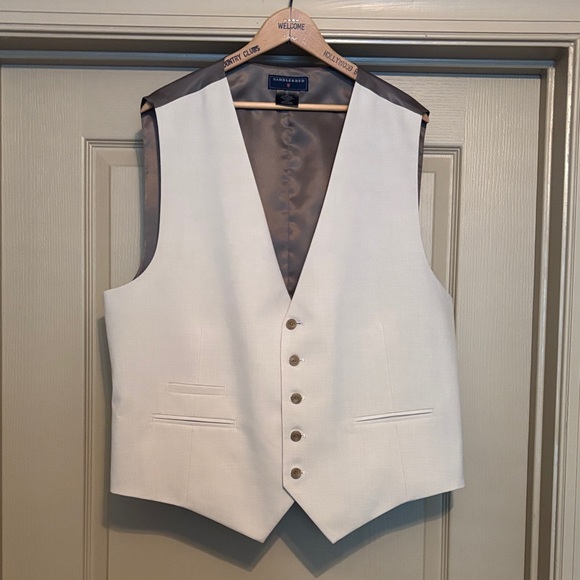 Saddlebred Other - Saddlebred Men's Tan Vest with Brown Lining